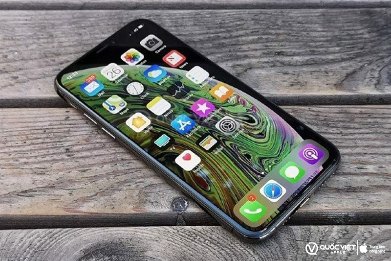 Bộ xử lý đồ họa của máy cũng được Apple thiết kế lại giúp việc chơi game hay dựng hình mượt mà và nhanh chóng hơn gấp nhiều lần